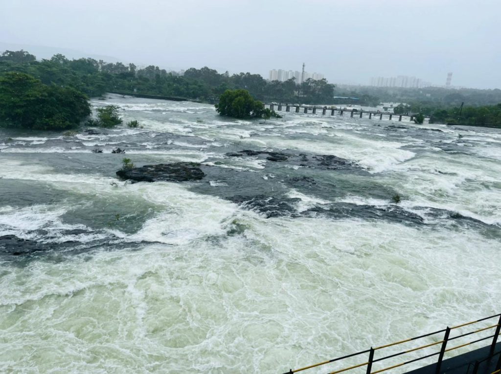 इंद्रायणी नदीकाठच्या गावातील नागरिकांना सतर्कतेचा इशारा