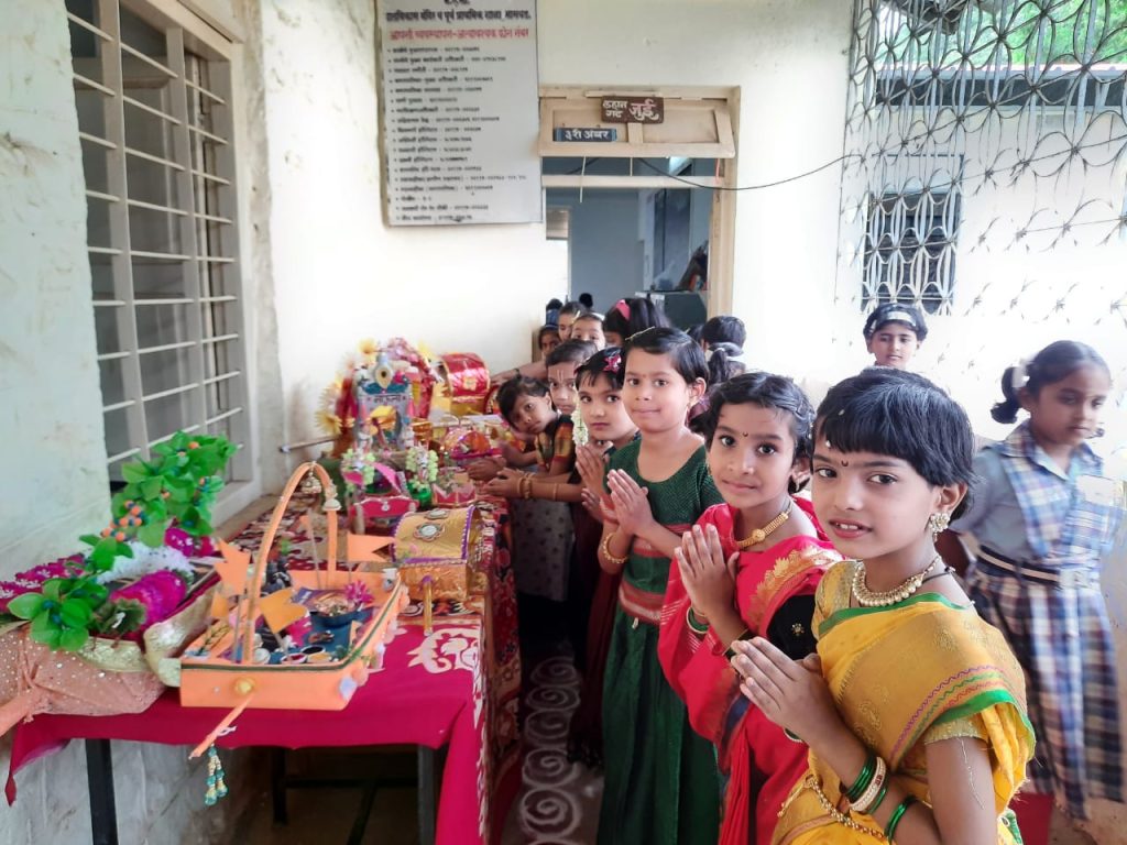 बाल विकास मंदिर शाळेत विविध स्पर्धा